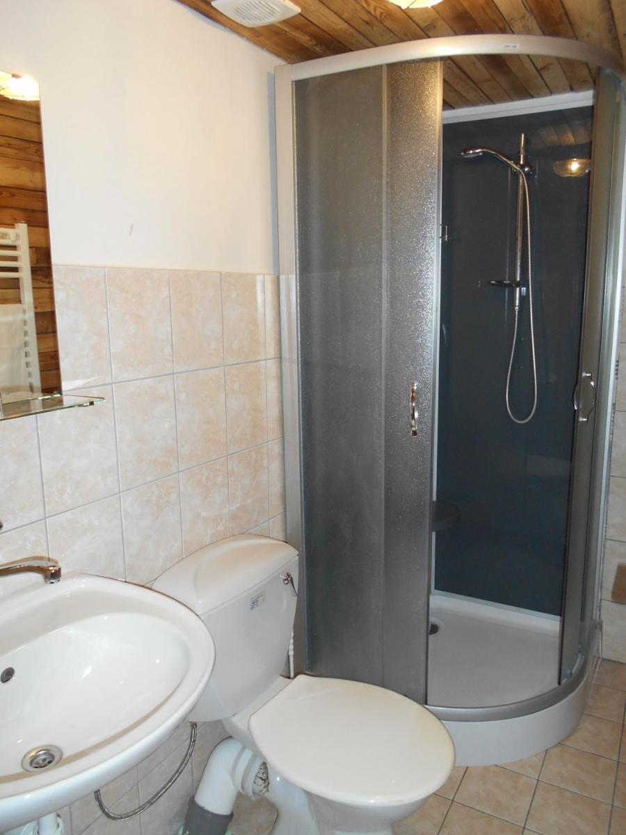 Drevak "U Elisky" Hotel Cisovice Exterior photo